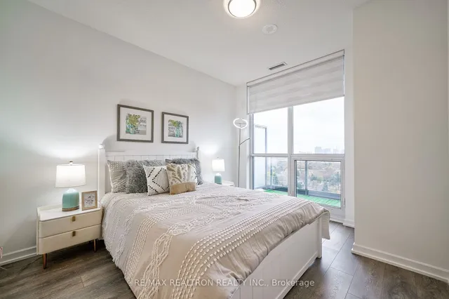 Additional image 18 of 36 Forest Manor Rd Unit 708