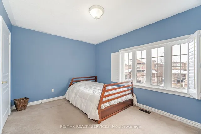 Additional image 20 of 25 Pape Dr