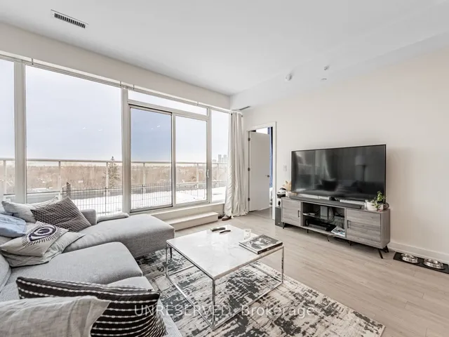 Additional image 16 of 6 Parkwood Ave Unit 811