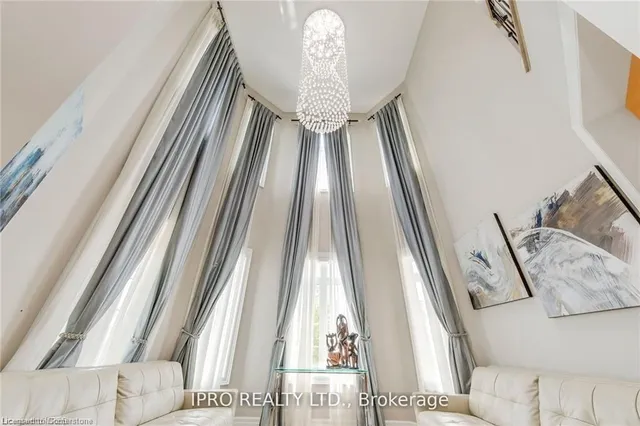 Additional image 37 of 20 Falkland Rd