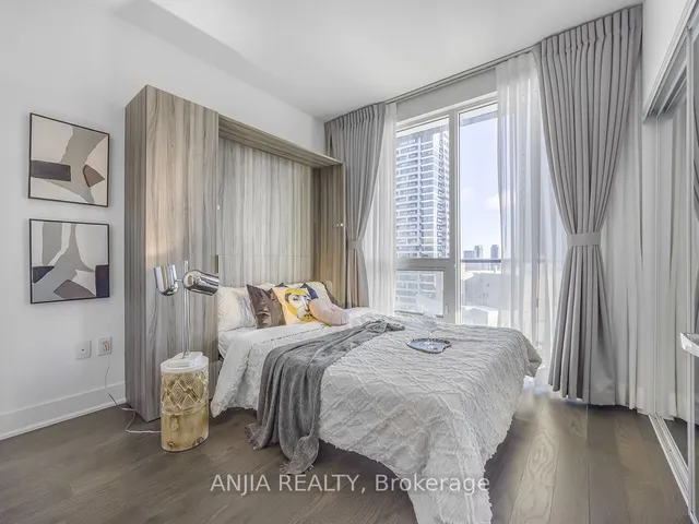 Additional image 17 of 955 Bay St Unit 3003