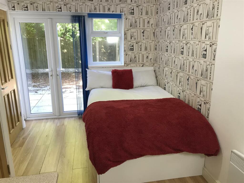 Additional image 2 of Next to the University of Birmingham