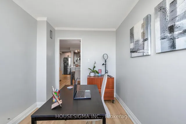 Additional image 25 of 716 The West Mall Unit 1402