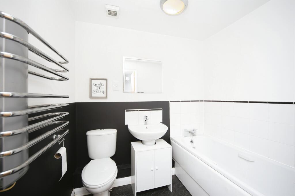 Additional image 3 of Gloucester Close, Redditch