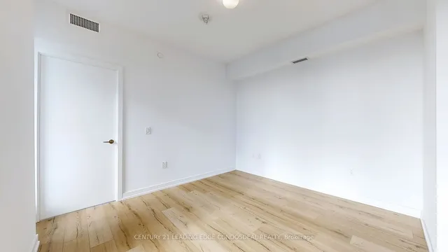 Additional image 9 of 1195 The Queensway St Unit 908