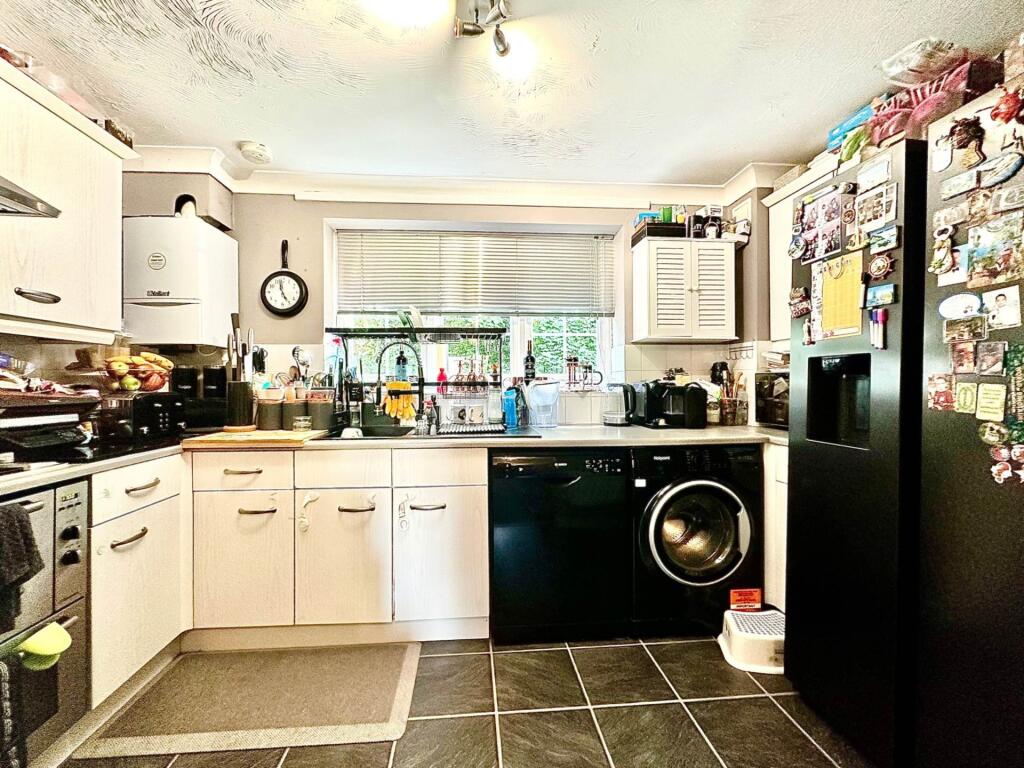 Additional image 3 of Lime Tree Court, London Colney, St.Albans AL2