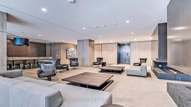 Additional image 3 of 27 Bathurst St Unit 719