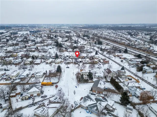 Additional image 41 of 49 Belleau St