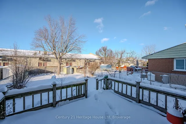 Additional image 34 of 41 Roberts Cres