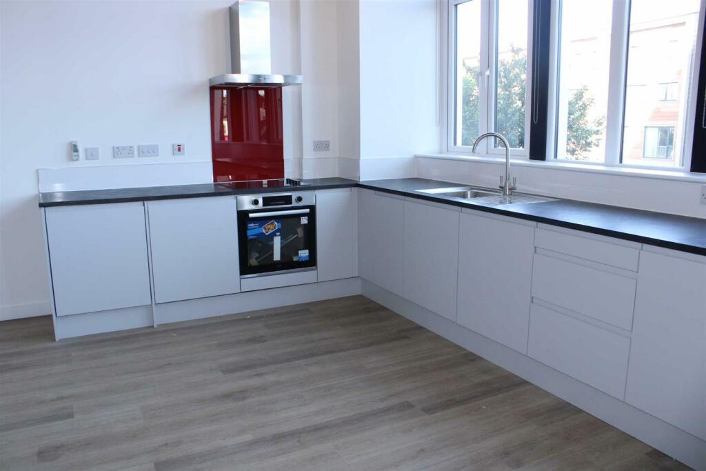 Additional image 10 of 150 High Street, West Bromwich