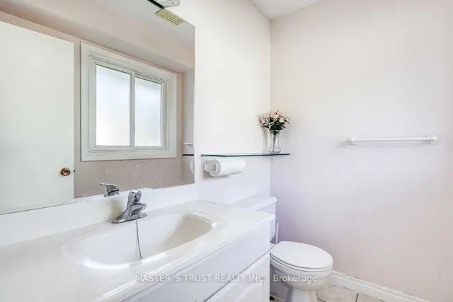 Additional image 24 of 1 Prince Hal Cres