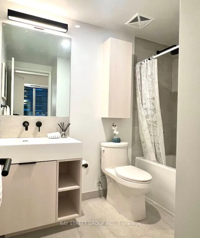 Additional image 9 of 108 Peter St Unit 2303