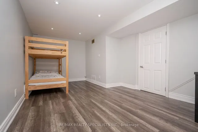 Additional image 32 of 16 Mullis Cres