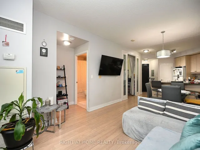 Additional image 8 of 90 Absolute Ave Unit 908