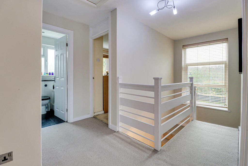 Additional image 14 of Kinsbourne Close, Harpenden, Hertfordshire, AL5