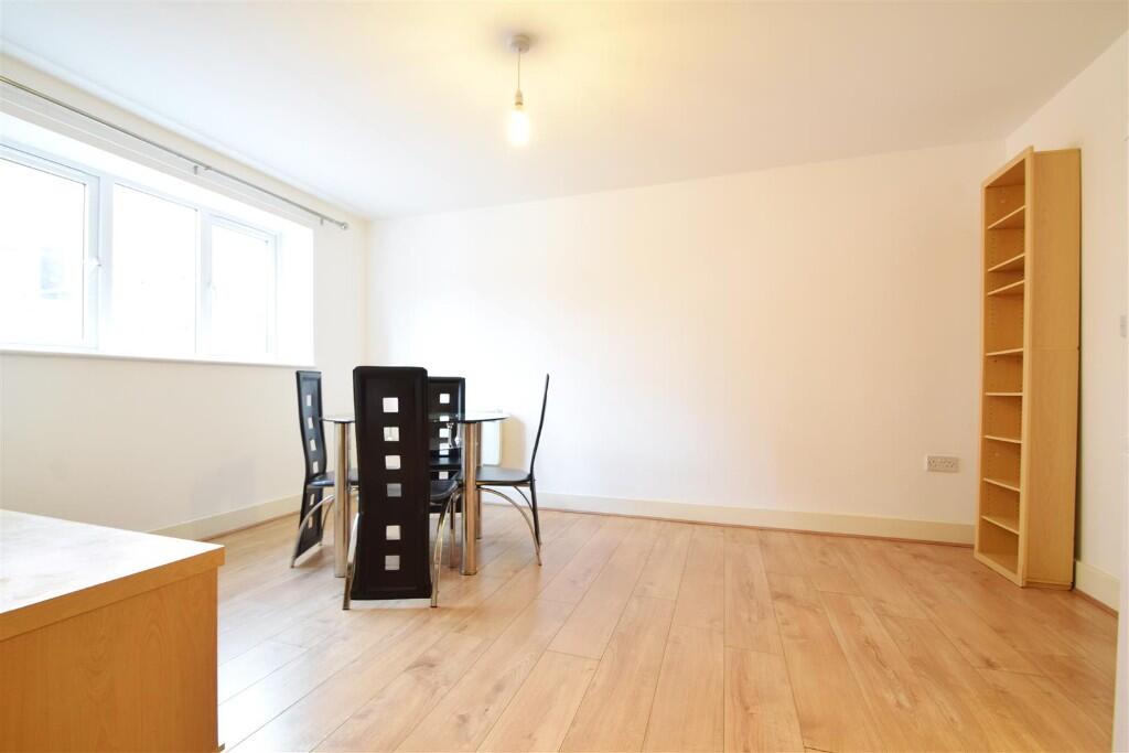 Additional image 3 of Howardsgate, Welwyn Garden City, Hertfordshire, AL8