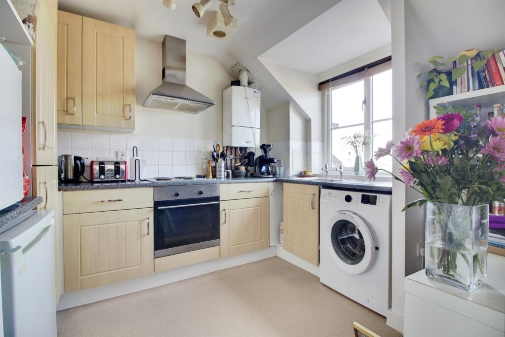 Additional image 6 of Maidensfield, Welwyn Garden City