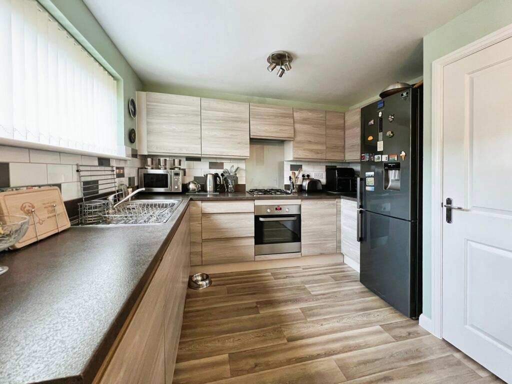 Additional image 5 of Couture Grove, Street, BA16