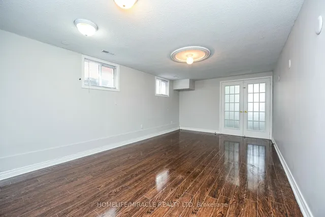 Additional image 25 of 102 Jade Cres