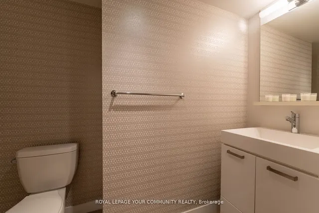 Additional image 17 of 295 Adelaide St Unit 410