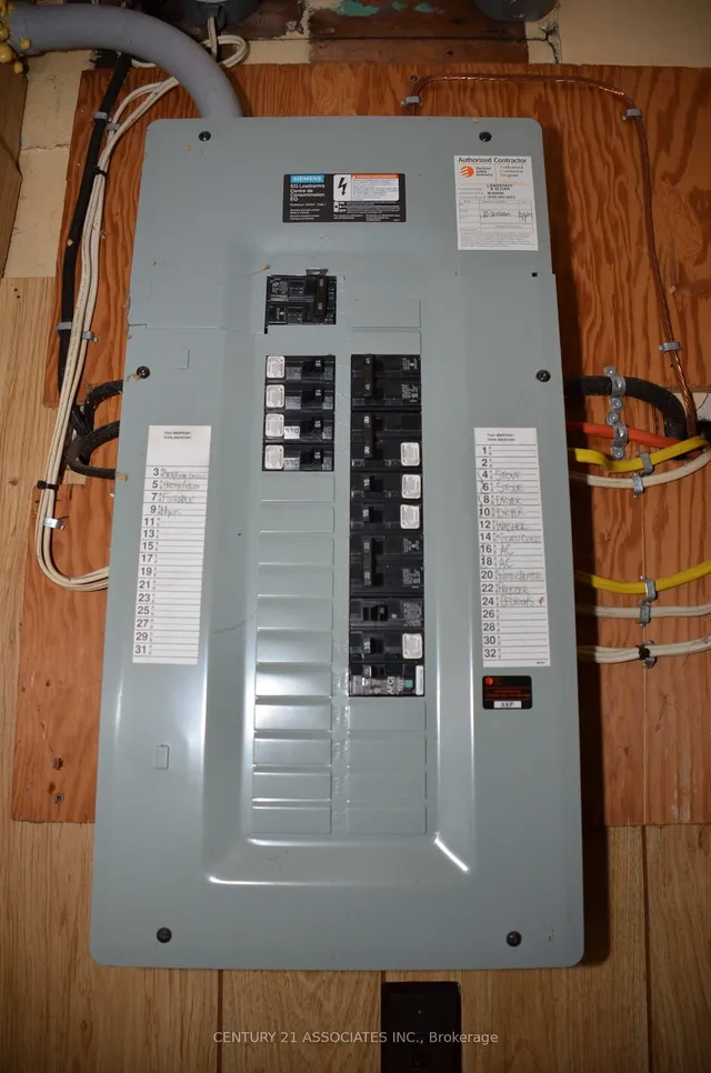 Additional image 19 of 243 Sixth St