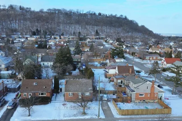 Additional image 3 of 160 Rosedale Ave