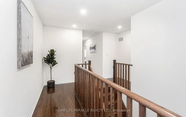 Additional image 16 of 30 Golden Springs Dr