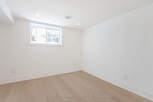 Additional image 30 of 41 Tofield Cres