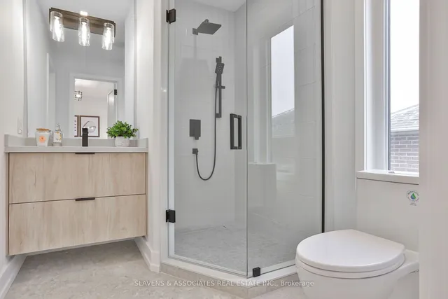 Additional image 29 of 102 Stayner Ave