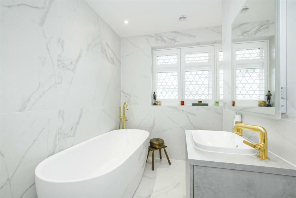 Additional image 17 of Mount Pleasant Lane, Bricket Wood, St. Albans