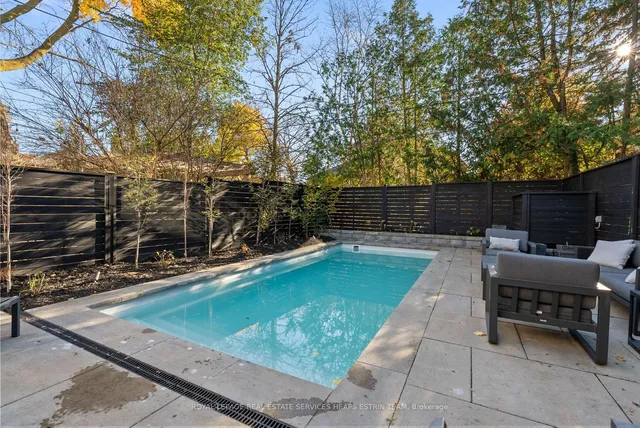 Additional image 39 of 39 Sharron Dr