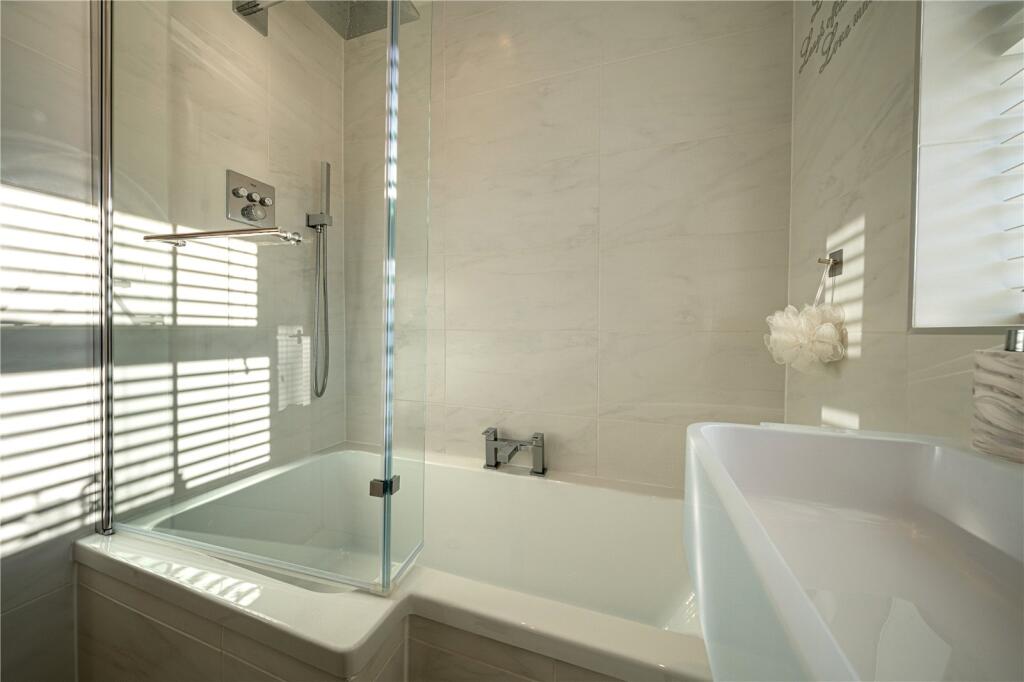 Additional image 18 of Swallowfield, Tamworth, Staffordshire, B79