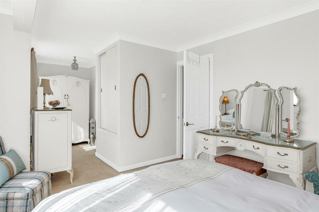 Additional image 14 of Birch Grove, Welwyn