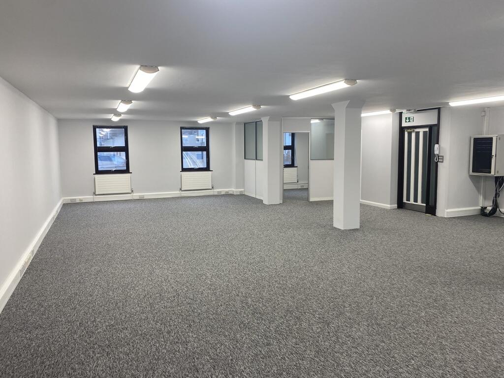 Additional image 8 of Alban Row 27-31 Verulam Road, St Albans, Hertfordshire, AL3 4DG