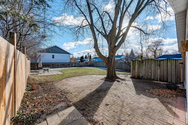 Additional image 31 of 1053 HELENA St