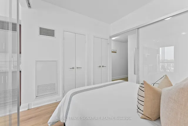 Additional image 23 of 160 Vanderhoof Ave Unit 710