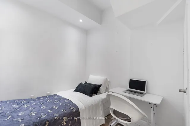 Additional image 25 of 760 Lawrence Ave Unit 28