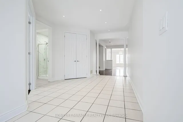 Additional image 3 of 4 Lavallee Cres