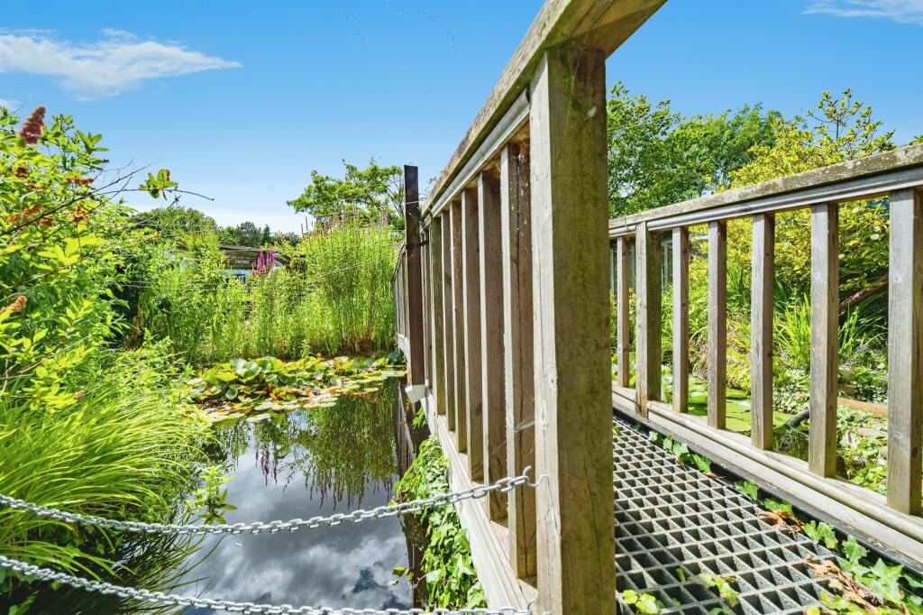 Additional image 14 of Roestock Gardens, Colney Heath, St. Albans