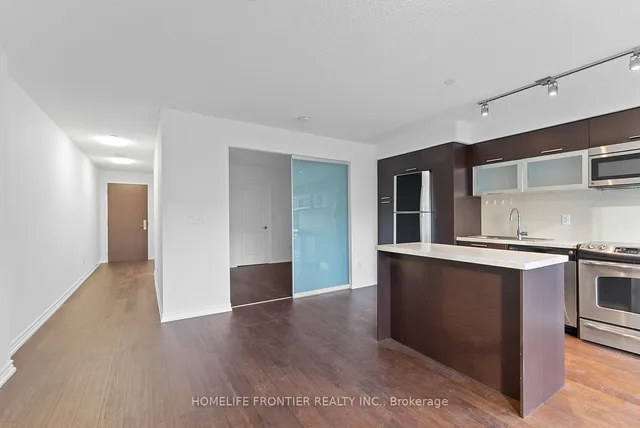 Additional image 12 of 386 Yonge St Unit 918