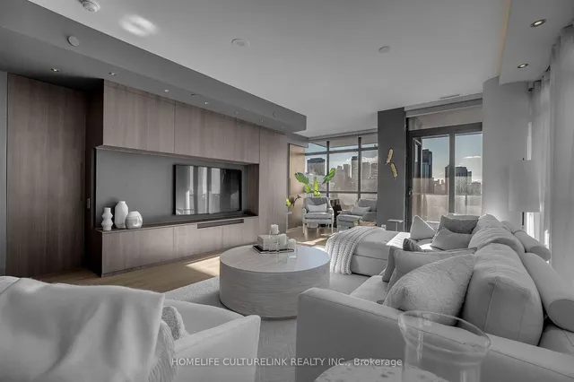 Additional image 13 of 170 Avenue Rd Unit 1003*