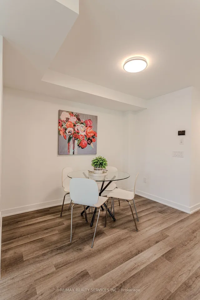 Additional image 9 of 185 Veterans Dr Unit 3