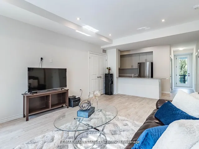 Additional image 10 of 45 Knotsberry Circ