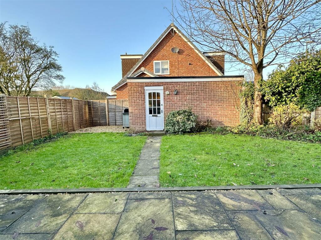 Additional image 31 of Fairwater Crescent, Alcester