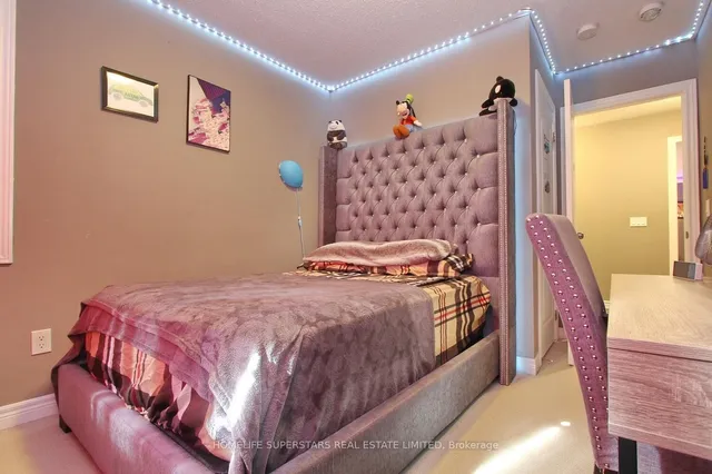 Additional image 26 of 80 Saint Dennis Rd