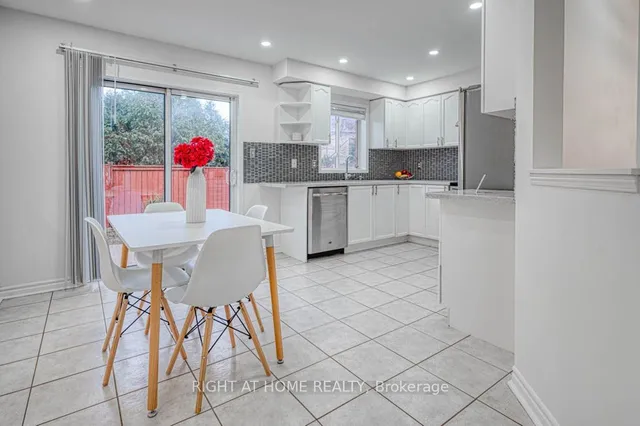 Additional image 12 of 7 Gabrielle Dr