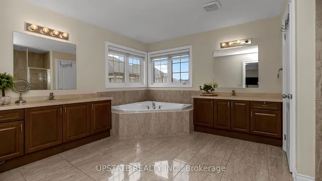 Additional image 23 of 23 Louisburg Cres