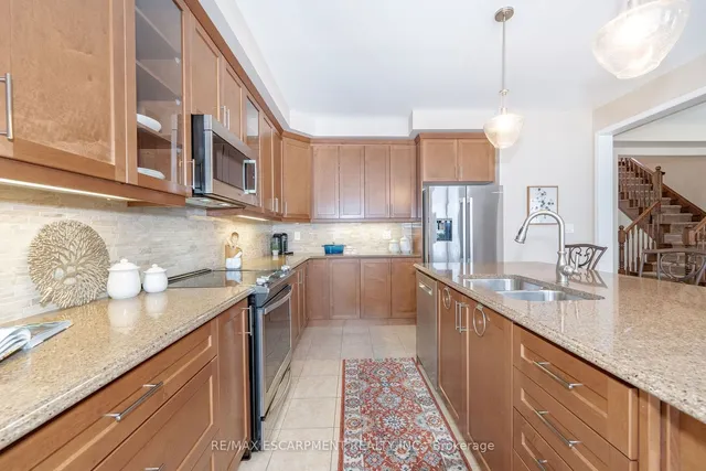 Additional image 12 of 254 Hinton Terr