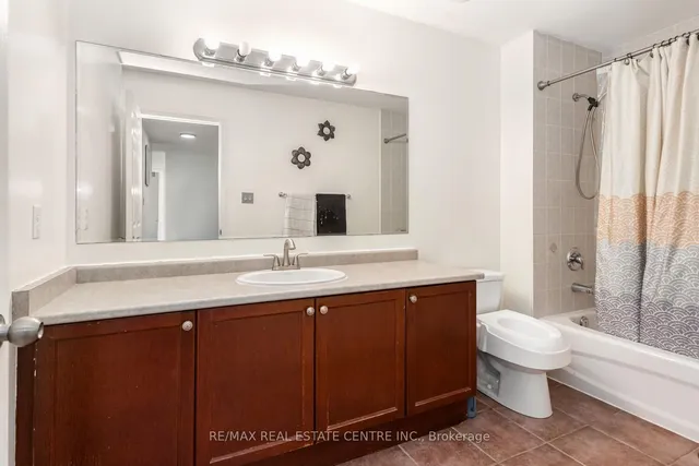 Additional image 28 of 1015 Vickerman Way