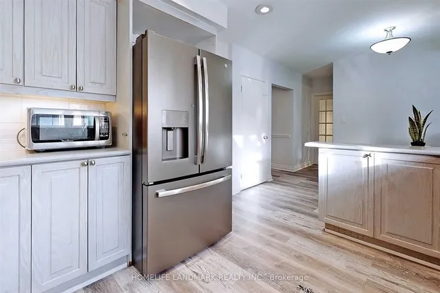 Additional image 14 of 177 Delhi Ave